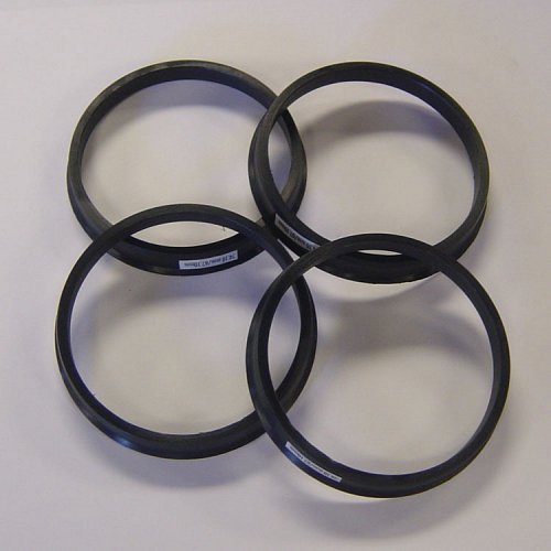 Hub Centric Rings for Cars - (Set of 4) 1